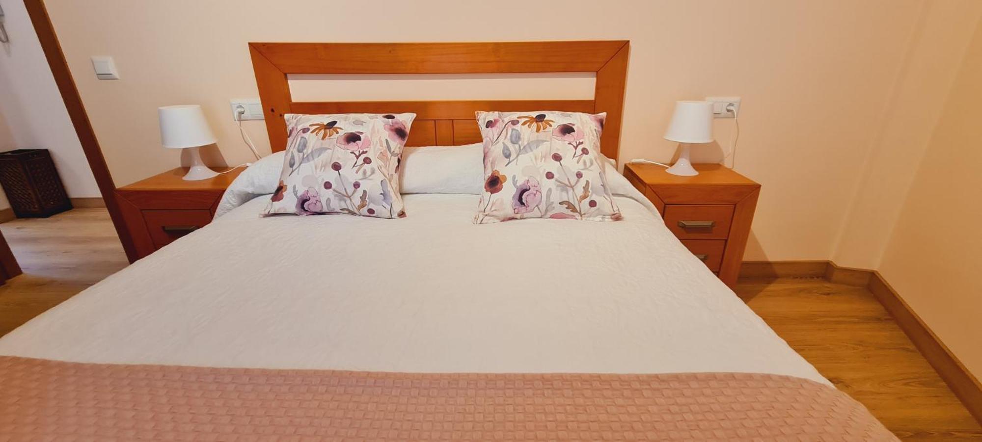 Apartamentos El Pigazu Onís المظهر الخارجي الصورة
